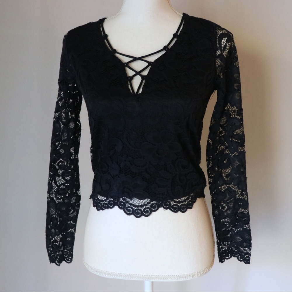 Forever 21, Lace Crop Navy